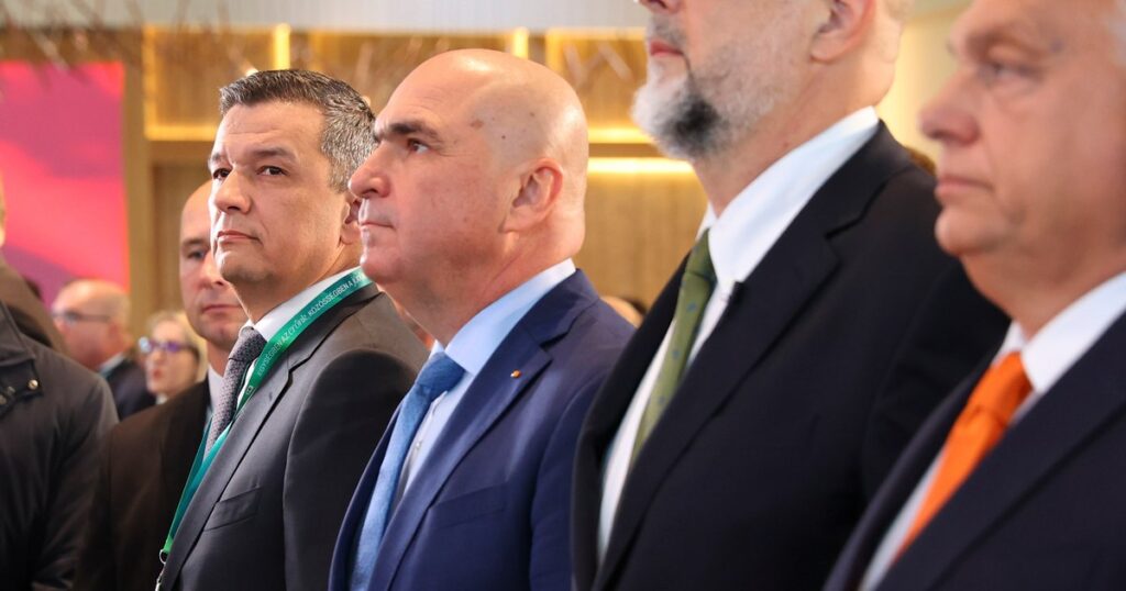 Video the Szekler anthem, played at the UDMR Congress: Sorin Grindeanu left the room, Ilie Bolojan remained. Viktor Orban, present at the event