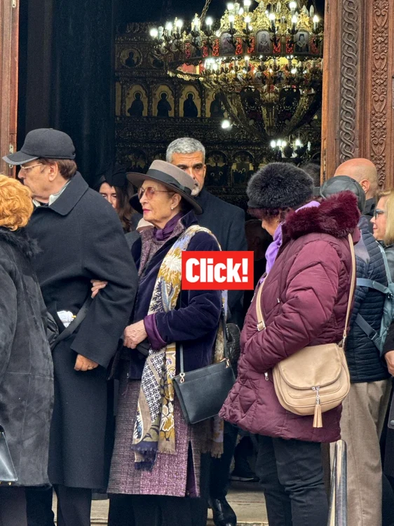 Angela Similea at the funeral PHOTO Click!