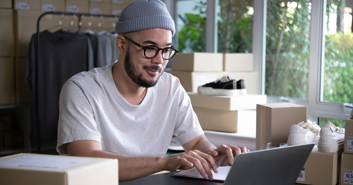 A new spike on OLX: how a Bucharest resident was left with no money on Revolut, and no sneakers