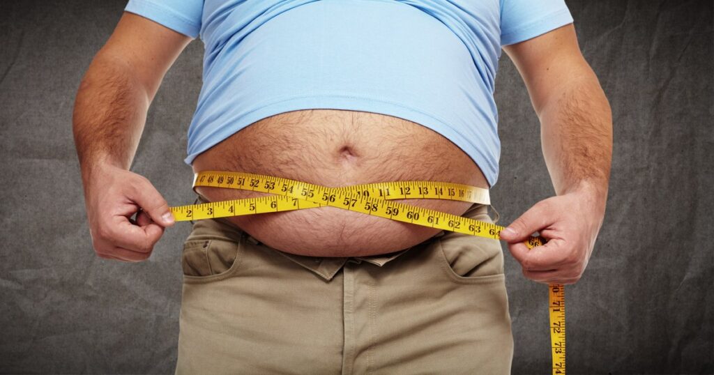 Belly fat, the invisible danger. Doctor: affects the liver and pancreas, dramatically increases the risk of diabetes and cardiovascular disease