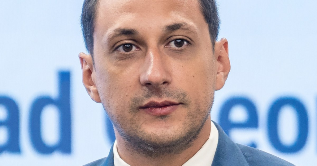 Candidate portrait. Who is Vlad Gheorghe, the former MEP who wants to run the Capital City Hall