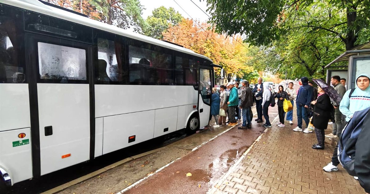 Controversy about school trips. What solutions exist for students who do not participate: "Autonomy does not mean the right to discriminate against students"