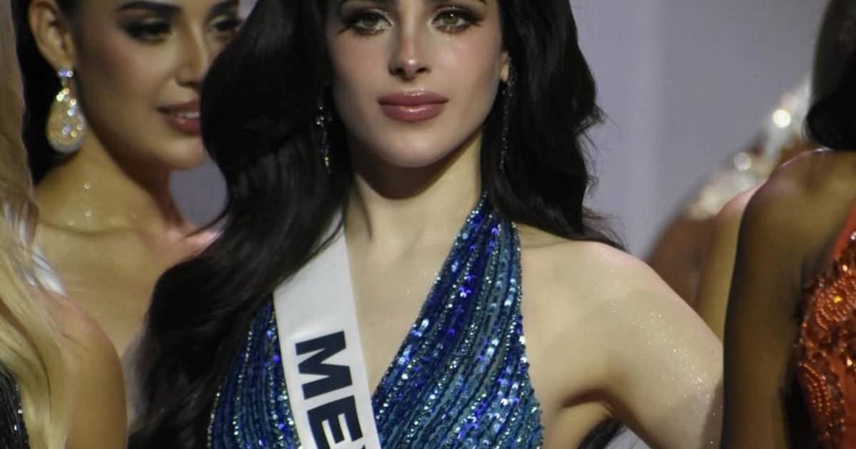 The organizer of the Miss Universe pageant, in tears after being criticized for offending a contestant: "This issue brought me down. I apologize"