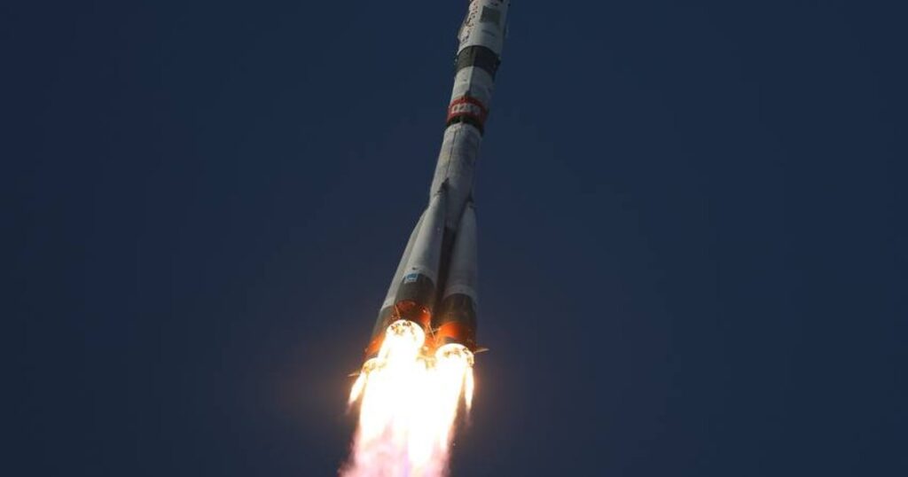 Video Crew of two Russians and one American in a Soyuz spacecraft heading for the International Space Station