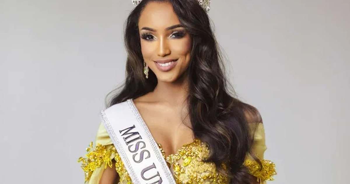 Video Details about the Miss Universe contestant who fell off the stage and ended up in Intensive Care. "It doesn't feel so good"