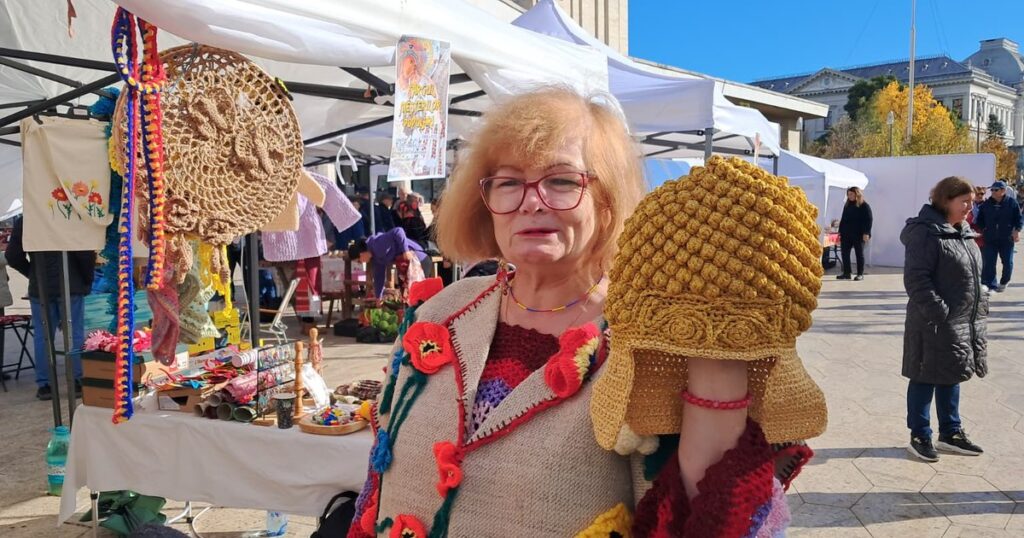 Video Stories written with a pin. From the Dacian helmet, to toys and lace dresses. "All my life I dreamed of doing this"