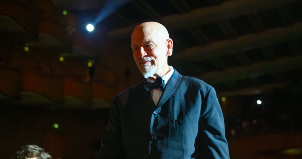 Video The cities in Romania that conquered John Malkovich: "It's crazy what special buildings are there"