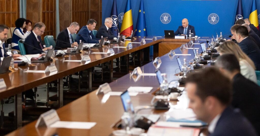 What a former head of the CCR says about the Government's attempt to limit the accumulation of pension and salary: "It has nothing to do with one another"