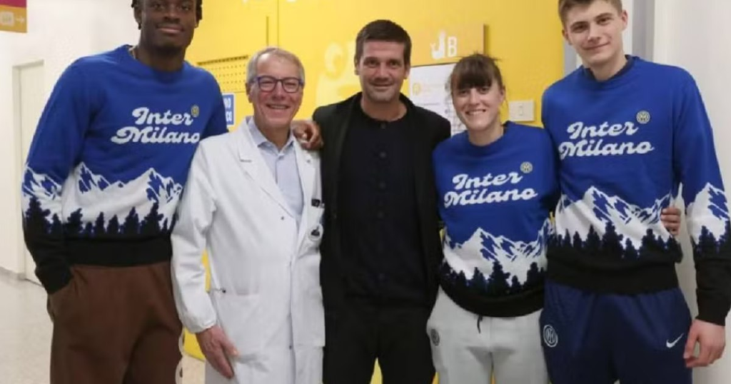 The Inter delegation turned a hospital day into a special memory for the children. Cristi Chivu distributed gifts to the pediatric ward: "Precious gesture"