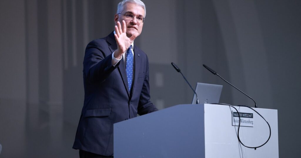 The company founded by Minister Dragoș Pîslaru, contracts of millions of lei with MIPE during his mandate