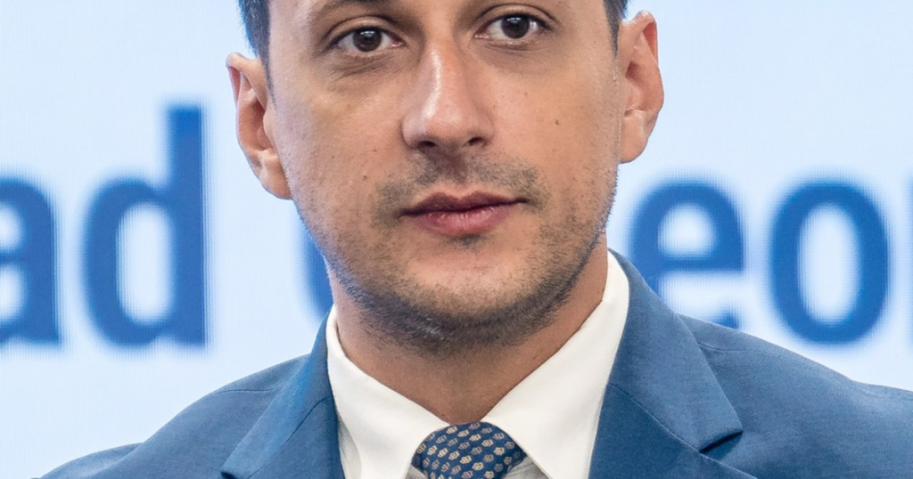 Vlad Gheorghe could withdraw from the race for the Capital City Hall. Who will he support in the race for the seat of general mayor