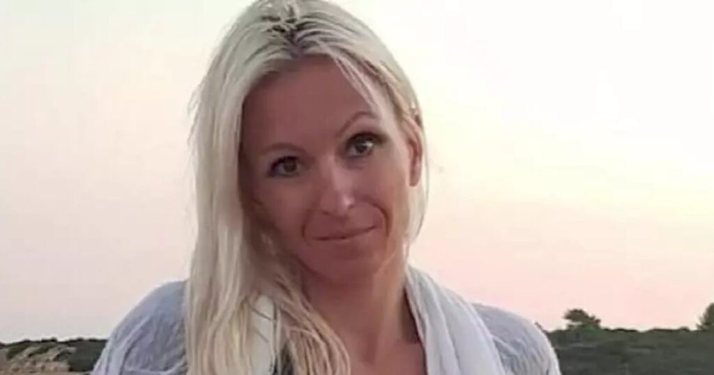 Who is Raluca Rogoz, the blonde appointed by Bolojan to head Public Procurement. The connection with Clotilde Armand