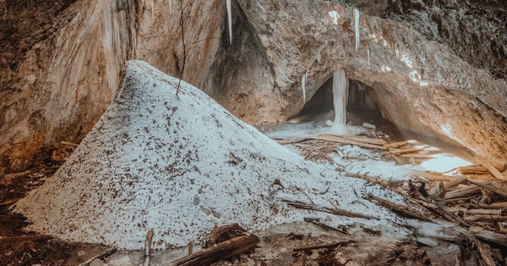 Winter travel destinations in the Apuseni Mountains. The land of cave glaciers and rare natural monuments