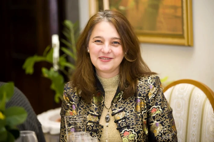 Rozalina Lăpădatu, APAA president