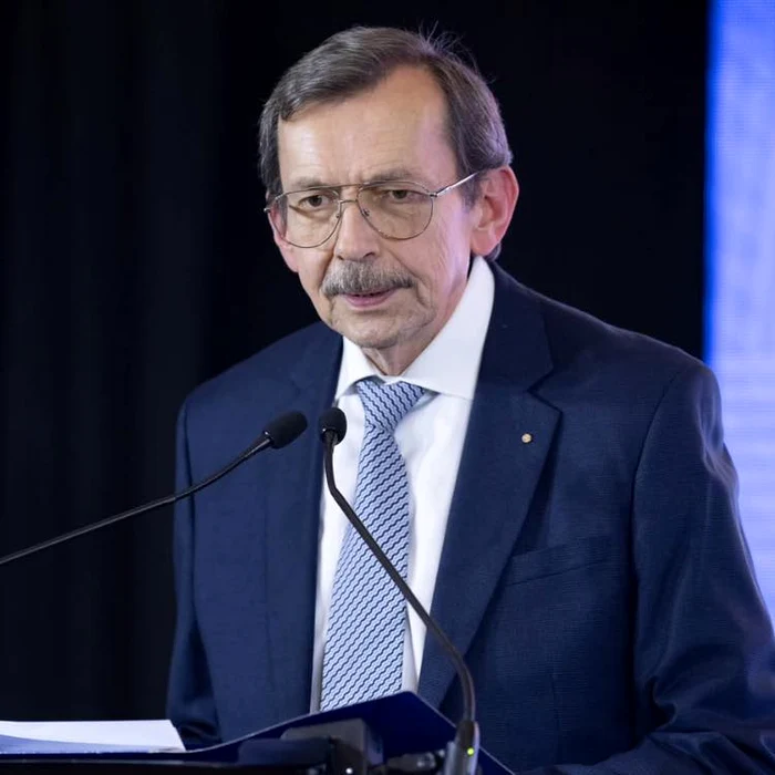 Prof. Dr. Emilian Popovici