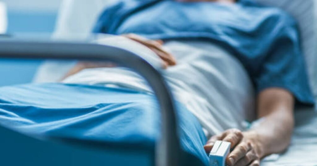 A man miraculously survived after ten days with a strangulated hernia and septicemia. Surgeon: "The intestine was necrotic, the infection already extensive"