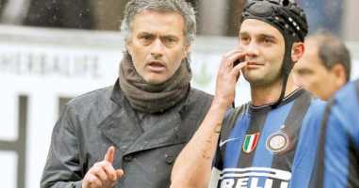 Cristian Chivu, hit by a coach he helped write history. It's ridiculous that the Romanian is higher than him