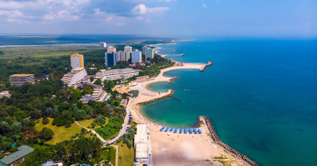 Exclusive Romanians' holidays, between price and frustration. President of ANAT: "In 7 days, you give 1,400 lei, but you haven't entered the hotel yet"