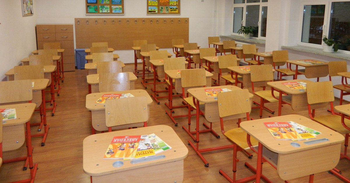 Online courses and schools closed in several counties in the country due to the weather