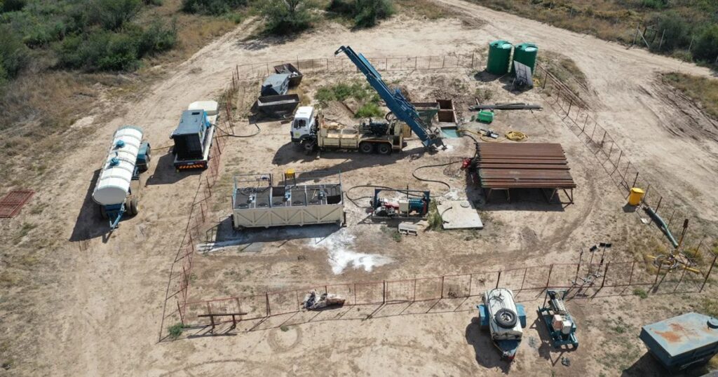 South Africa's Hidden Treasure: Billion-Year-Old Helium Found in Ancient Rocks