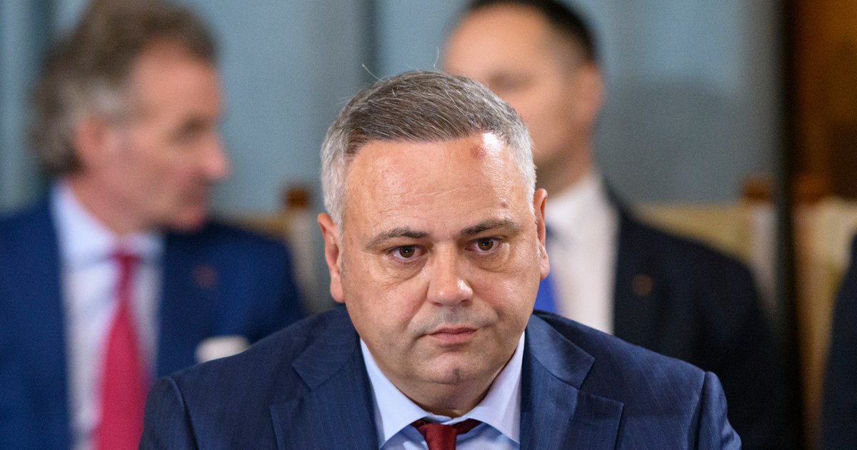 The Minister of Agriculture accuses Prime Minister Bolojan of lack of communication with ministers