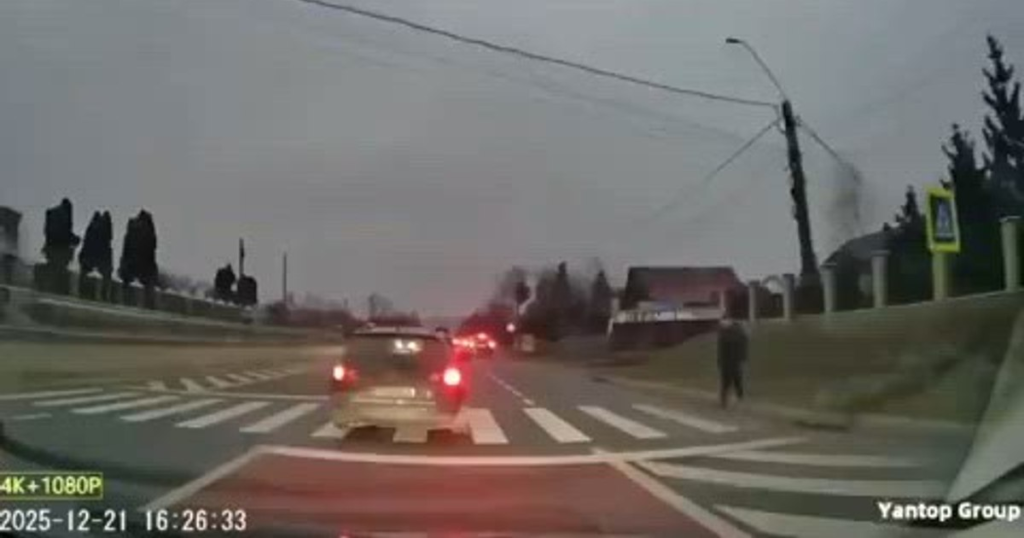 Video Seven cars and a lesson in patience: young man forced to wait to cross the street causes outrage online