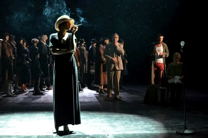 Patricia Brad has been performing theater for more than 20 years. PHOTO: Personal Archive