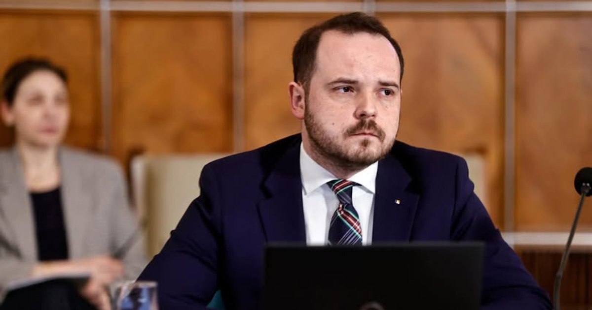 Alexandru Rogobete: "Public hospitals and ambulance services are exempt from this 10% cut". What other institutions escape