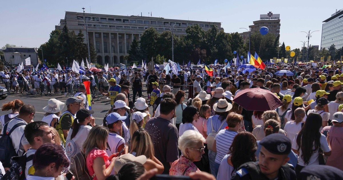 Education unions are protesting in Cotroceni on Wednesday. The name circulated for the position of Minister of Education