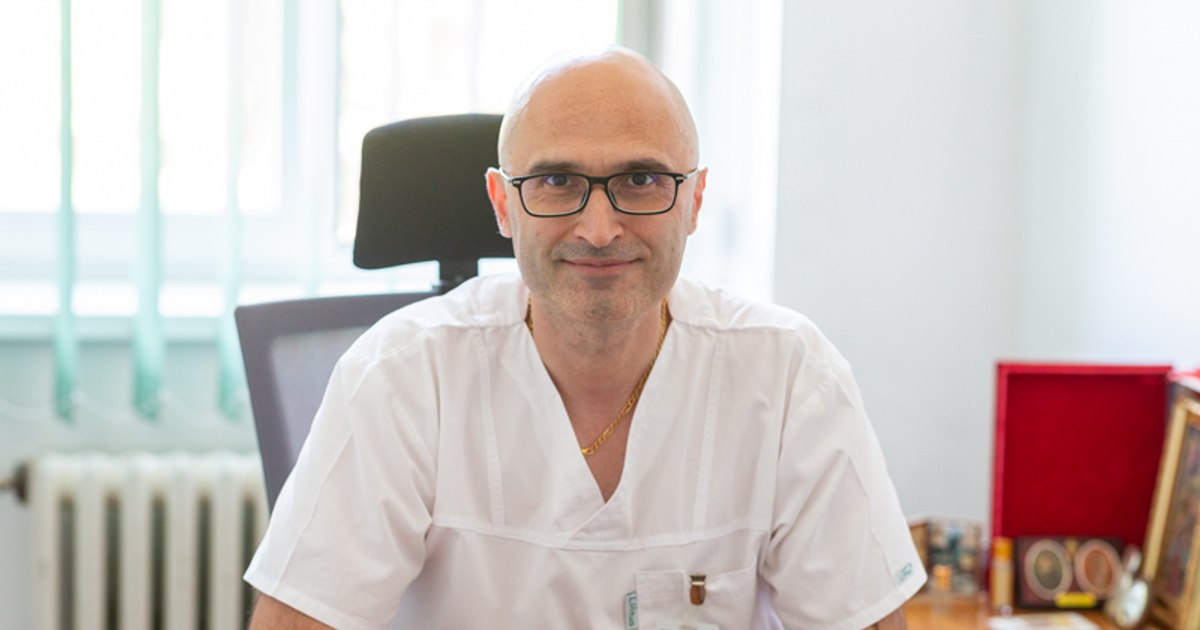 Hospital managers demand tougher penalties for doctors who go private during the program: "Go private for good"