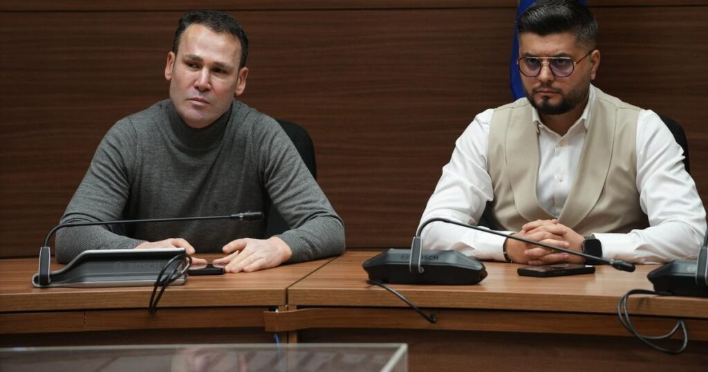 It was decided who exercises the duties of mayor instead of Robert Negoiţă. Who is Adrian Cocoș?