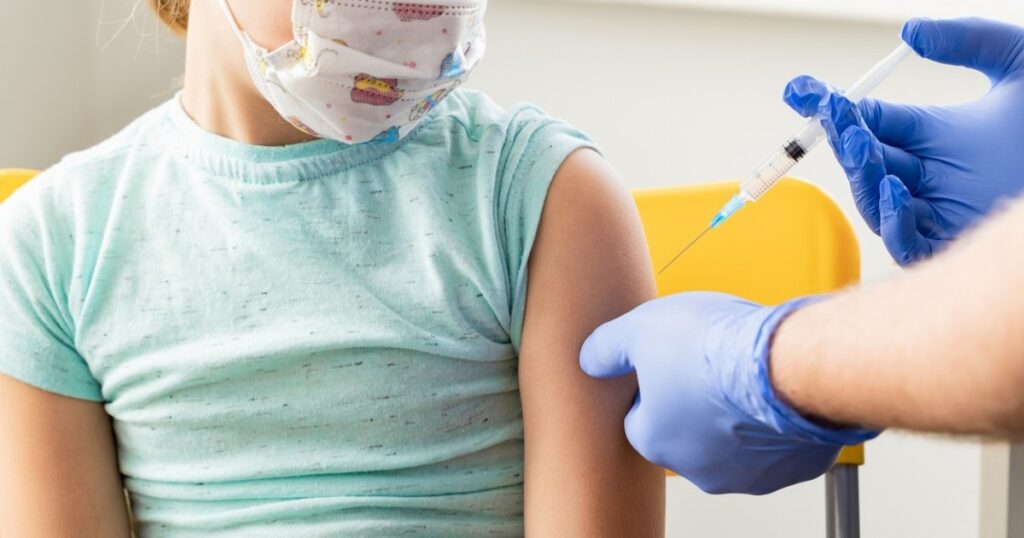 Measles and other fatal diseases return to Romania. Vaccination, at the lowest level in recent decades