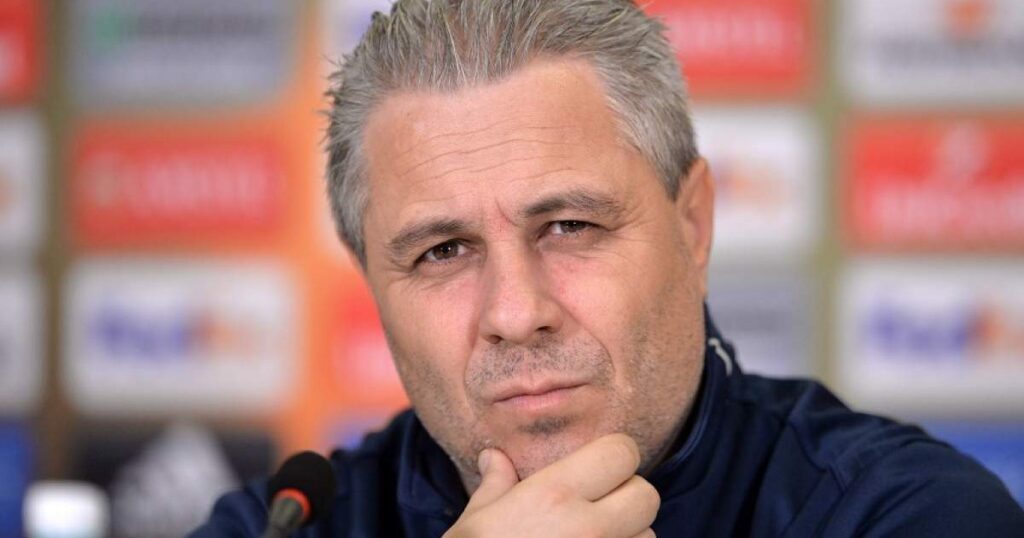 Sumudica cut his own crack at the Arabs. The coach cannot move the cart out of the ditch