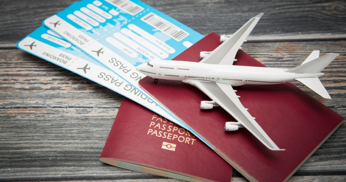 The secret of cheap plane tickets. On which day of the week you can find the cheapest flight
