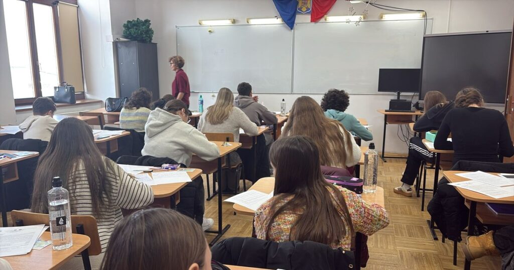 UNICEF: less than half of Romanian students understand basic scientific concepts