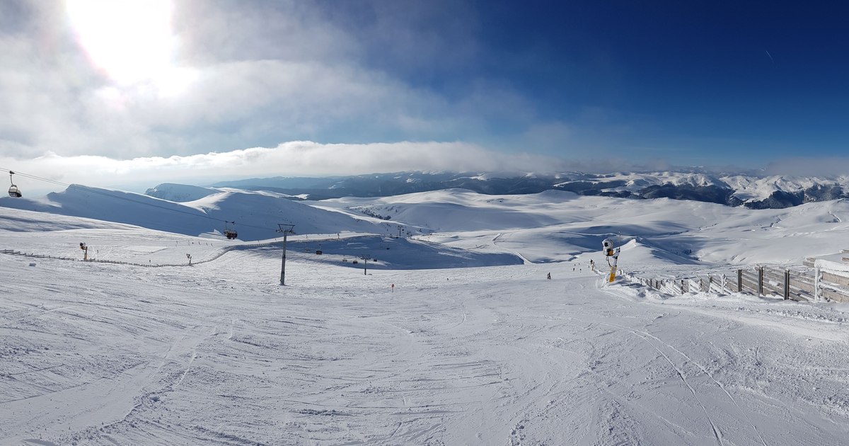 Which counties enter the ski holiday from February 16, 2026