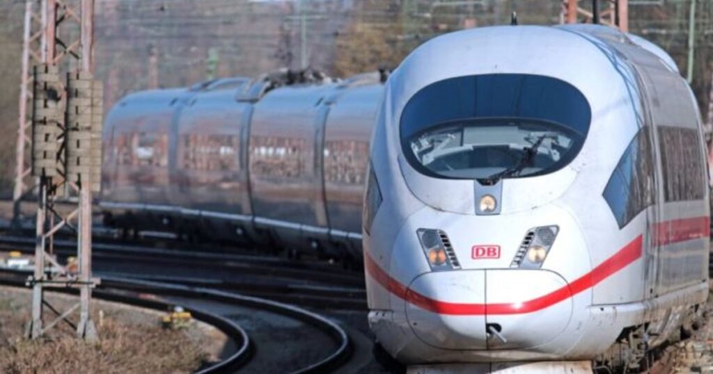 Woman fined 130 euros after a panic attack on the train