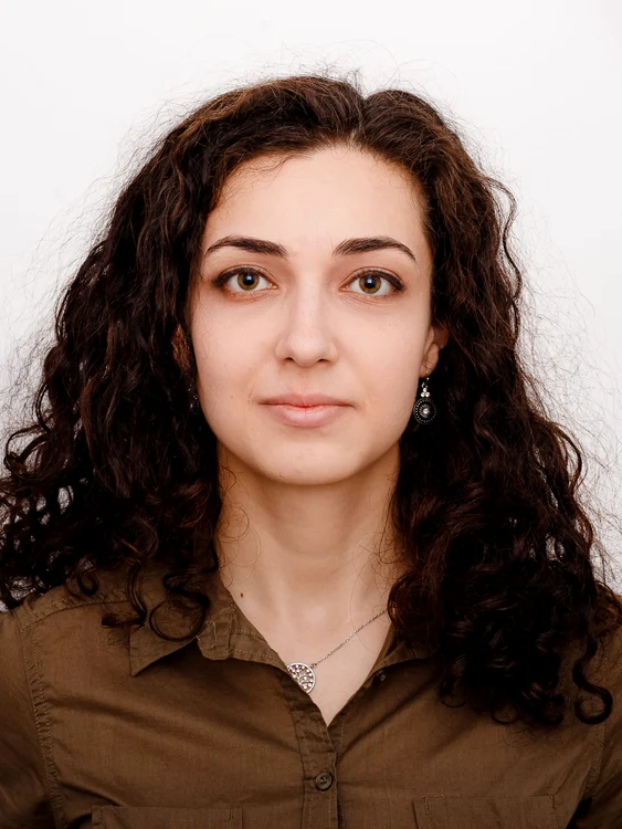 Diana Nastasă, 4th year resident doctor and president of SMMR