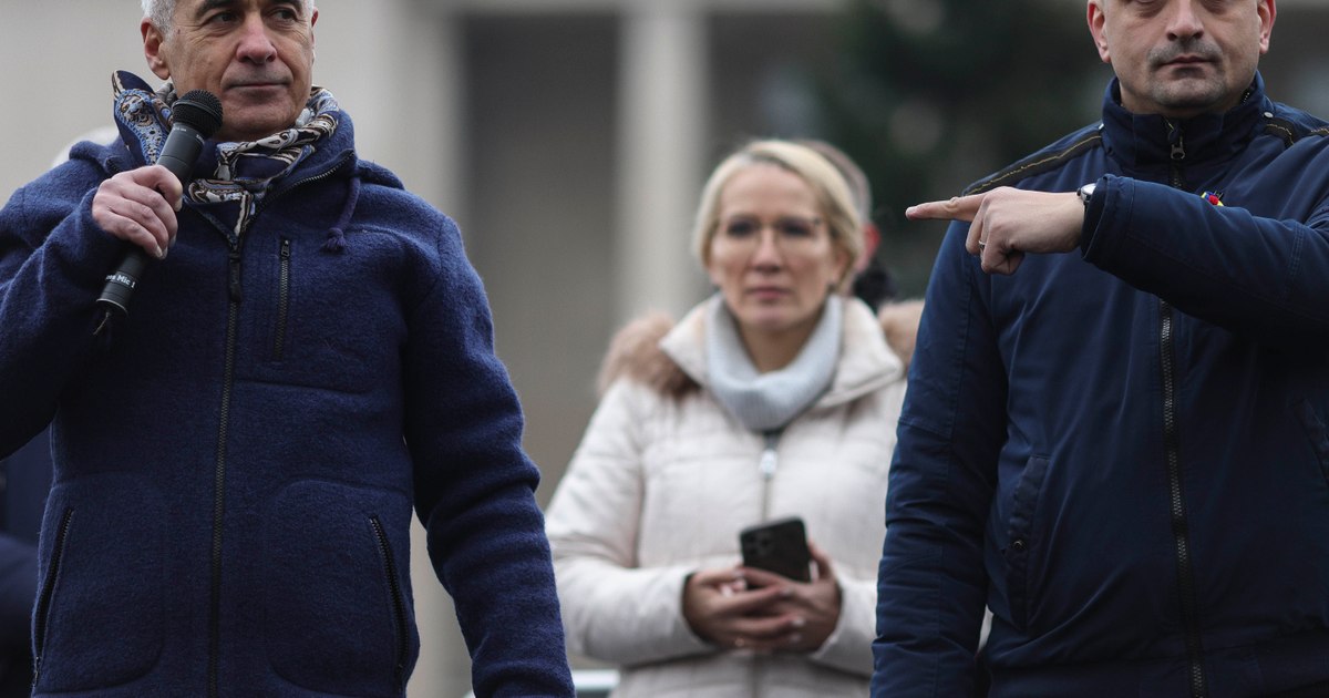 Analysis The threat of extremism has not passed. The worrying wave: 40% of the electorate gravitates around AUR and radical parties