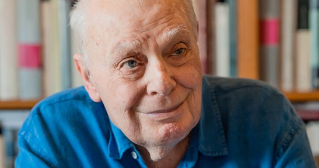Antonio Lobo Antunes died. The Portuguese novelist was 83 years old