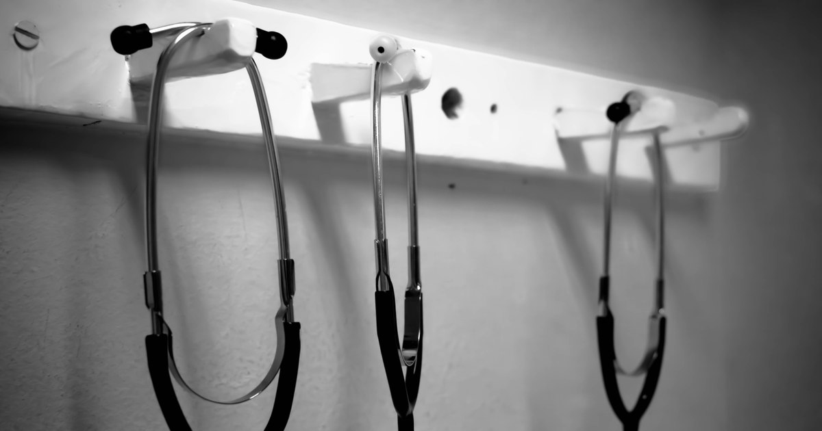 Interview Resident in Romania. What are the main problems faced by doctors at the beginning of their careers