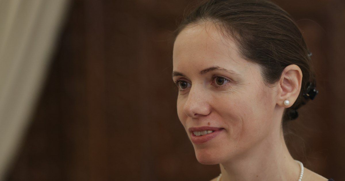 Mirabela Grădinaru, the first lady of Romania, is starting to emerge from the shadow of President Nicușor Dan