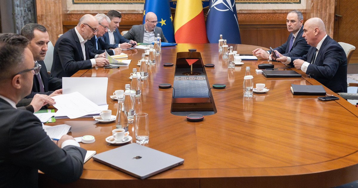 The government is analyzing measures to moderate fuel prices. Bolojan: "I refuse to sell populist solutions"