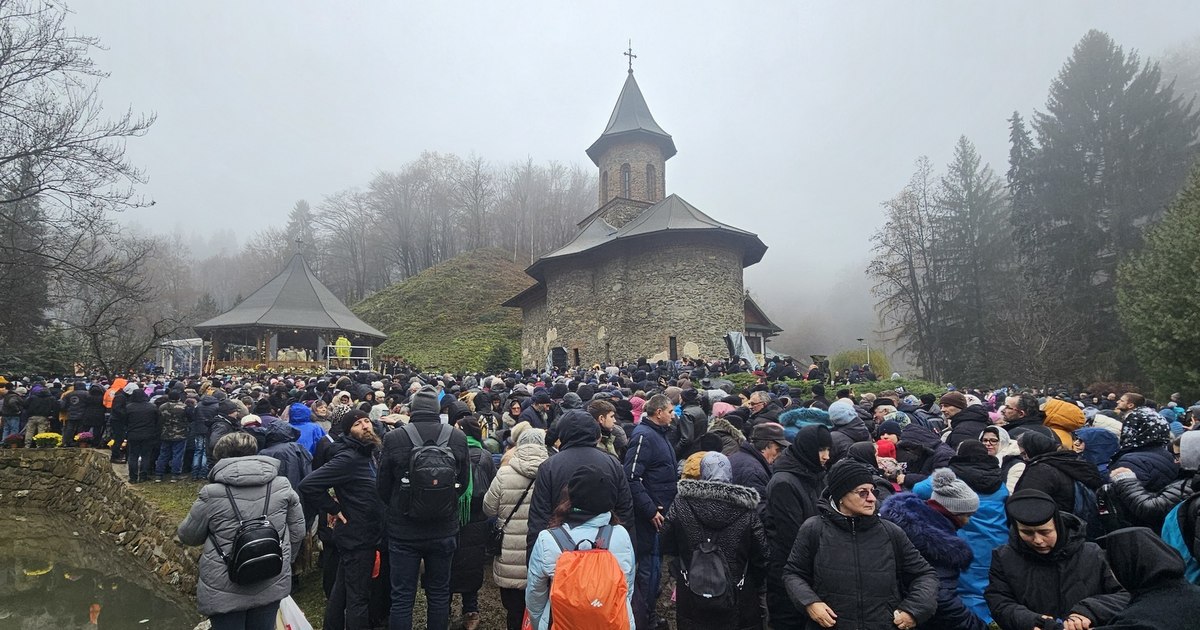 What Gen Zers Think About Churches: "Besides the service, standing for two hours makes me sick"