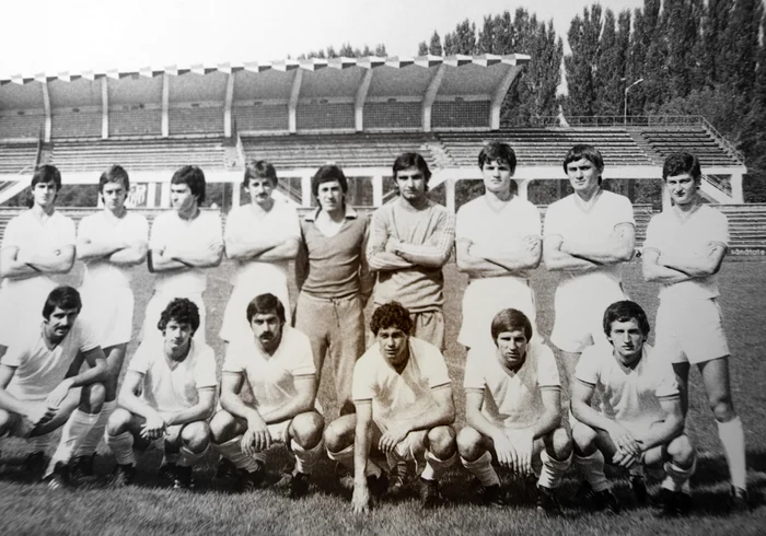 Corvinul Hunedoara in 1980. Photo Aurel Herlea