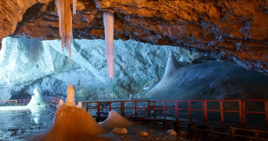 A 5,000-year-old bacteria resistant to antibiotics, discovered in one of the most famous caves in Romania