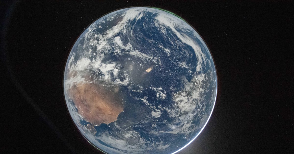 Artemis 2 breaks the record set by Apollo. The crew has reached the greatest distance from Earth