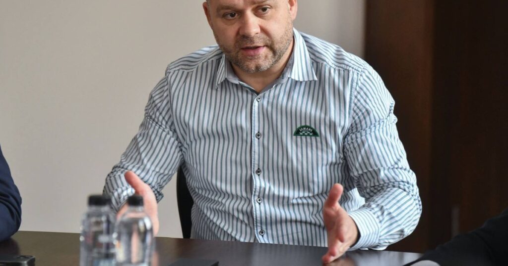 Ciprian Ciucu believes that the capital's mayor's salary "is a bad joke". How much does the mayor earn?