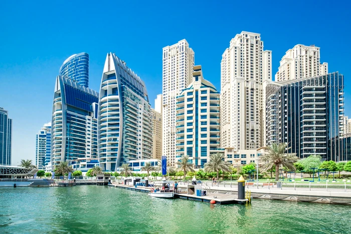 Dubai PHOTO Shutterstock