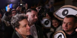 Interview X-ray of the revolt: almost 40% of Romanians want to change the political system “by any means”